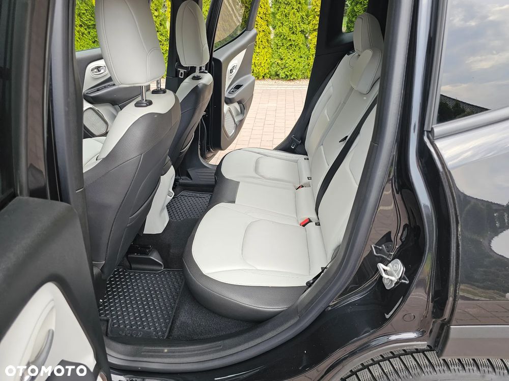 Jeep Renegade 1.3 GSE T4 Turbo 80th Anniversary FWD S&S - 11