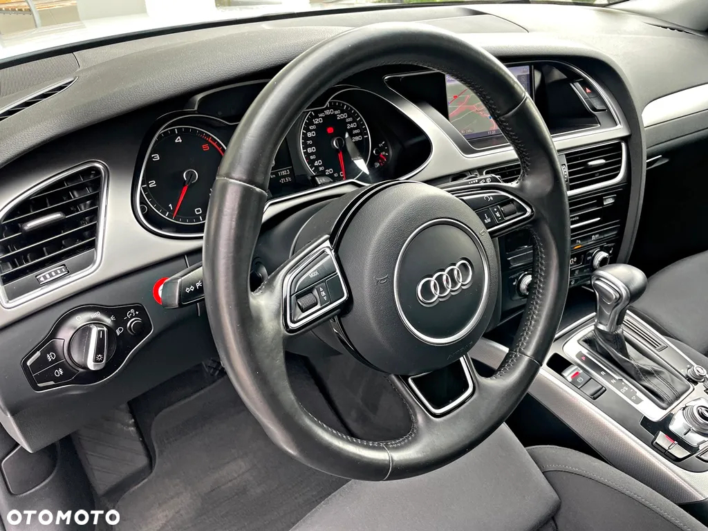 Audi A4 Avant 2.0 TDI DPF multitronic Ambiente - 21
