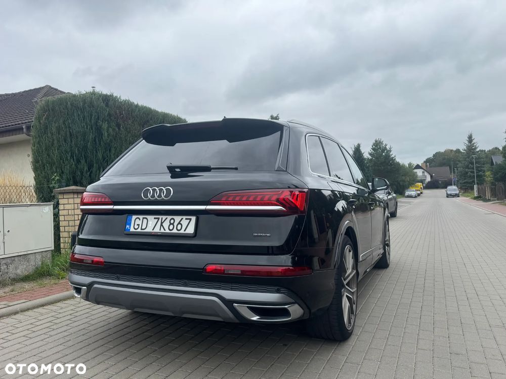 Audi Q7 - 7