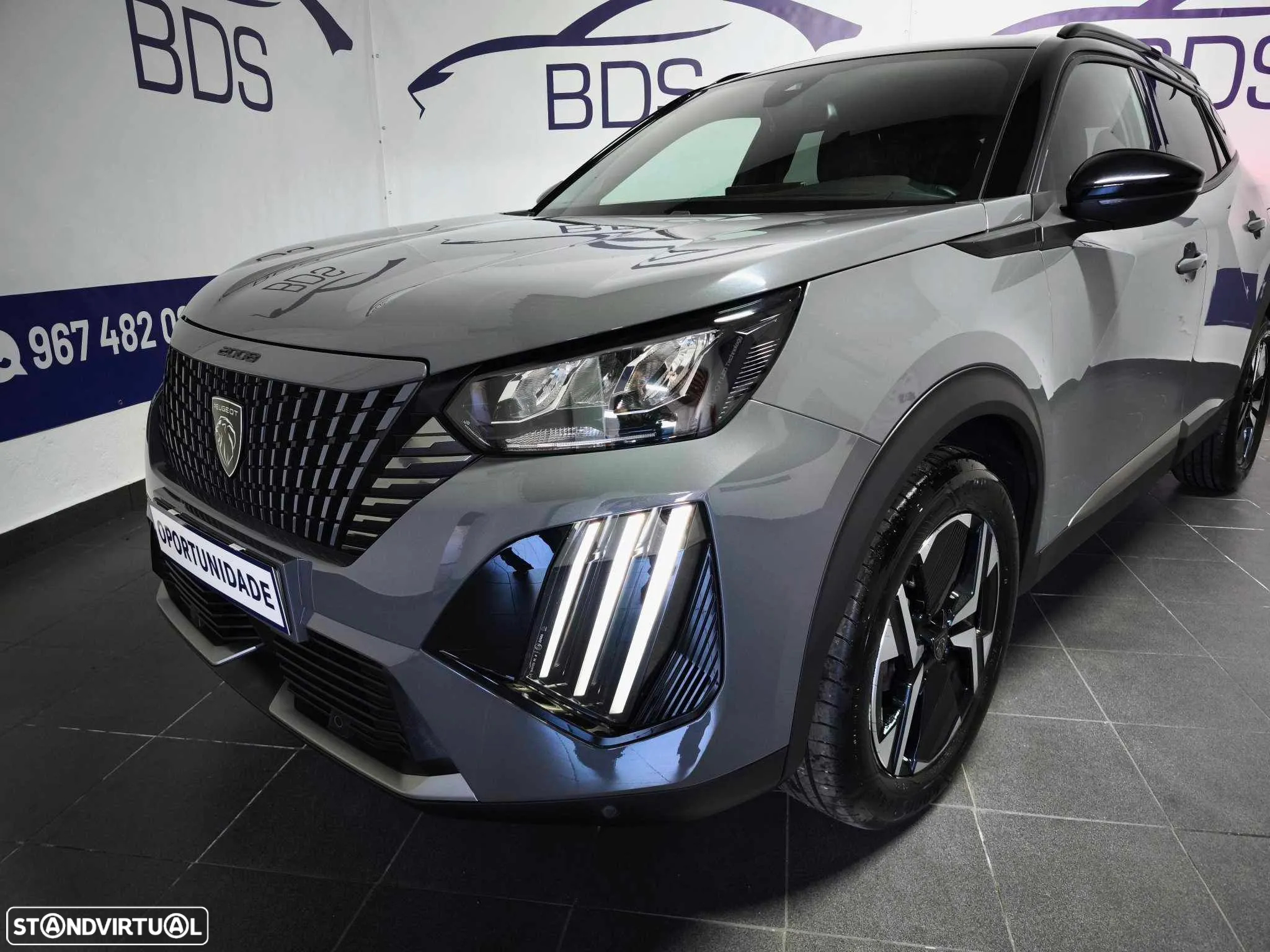 Peugeot 2008 1.2 PureTech Allure Pack - 3