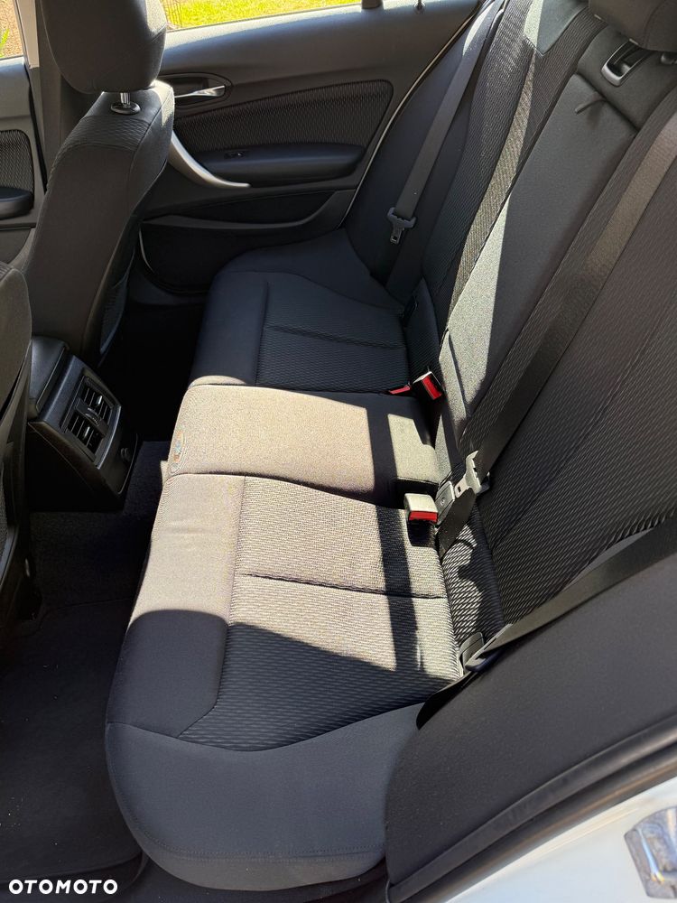 BMW Seria 1 118d - 33