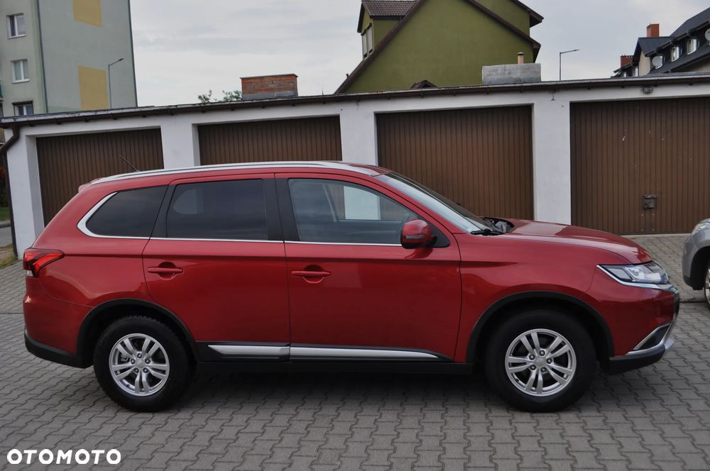Mitsubishi Outlander 2.0 2WD Diamant Edition - 5