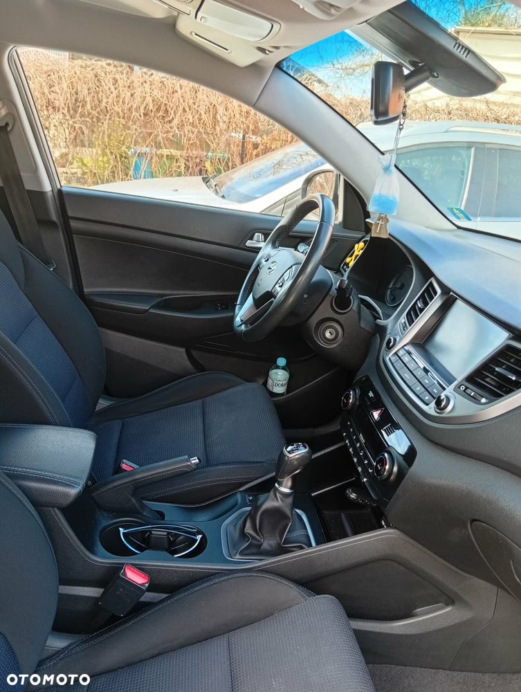 Hyundai Tucson blue 1.7 CRDi 2WD Style - 4