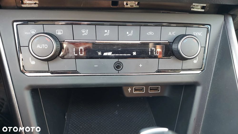Volkswagen Polo 1.6 TDI SCR DSG Highline - 21