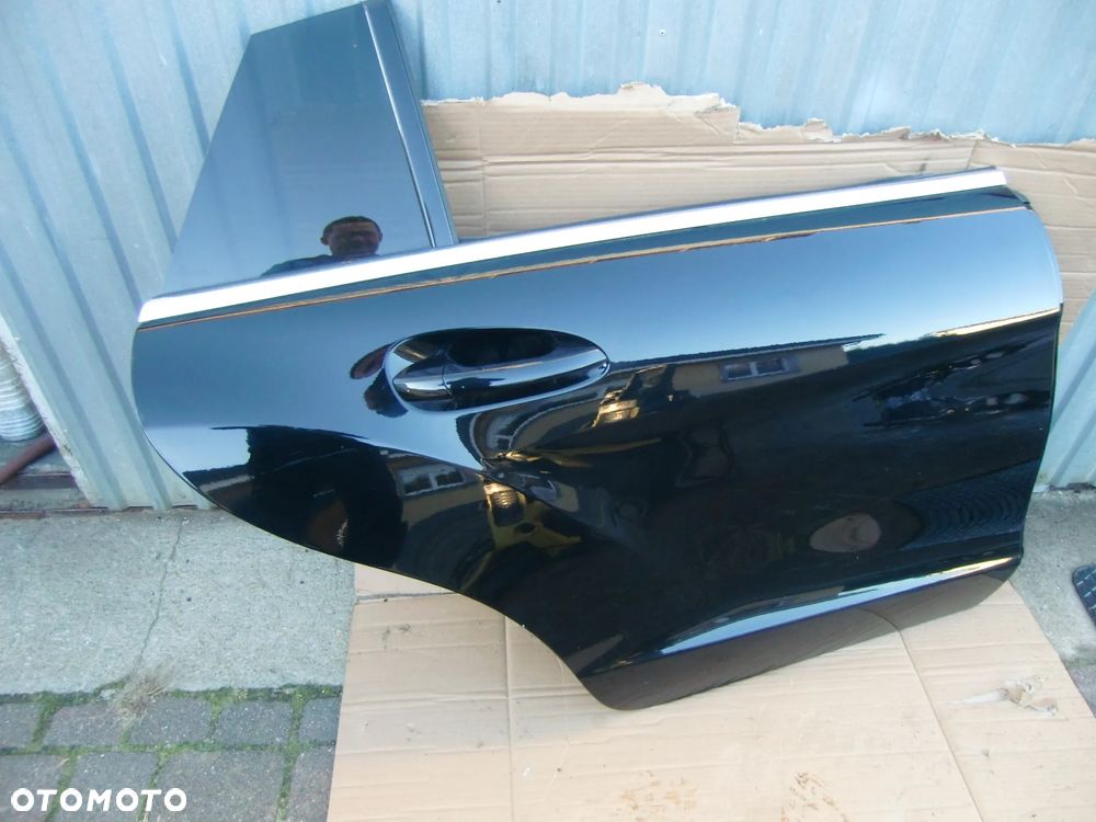 Drzwi prawe Mercedes CLS W218  197 - 2