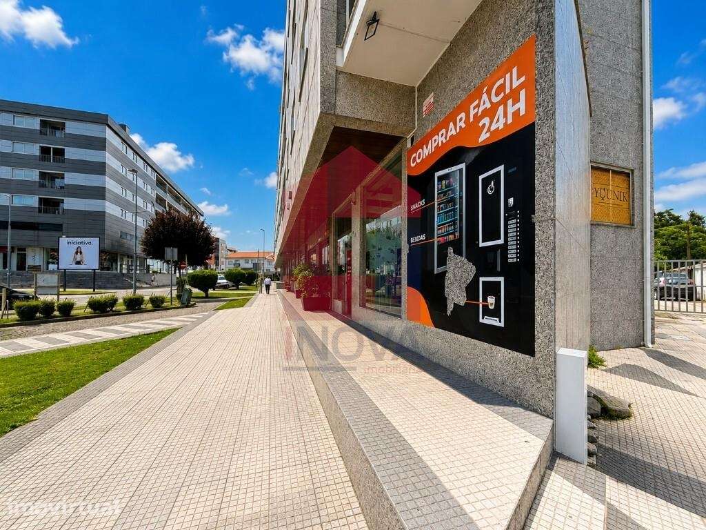 Loja com Rentabilidade no Centro de Vila Verd - Grande imagem: 2/9