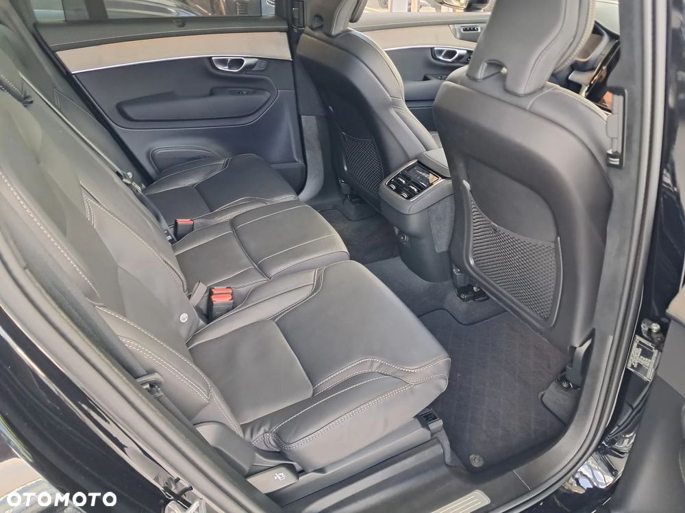 Volvo XC 90 B5 B AWD Ultra Dark 7os - 19