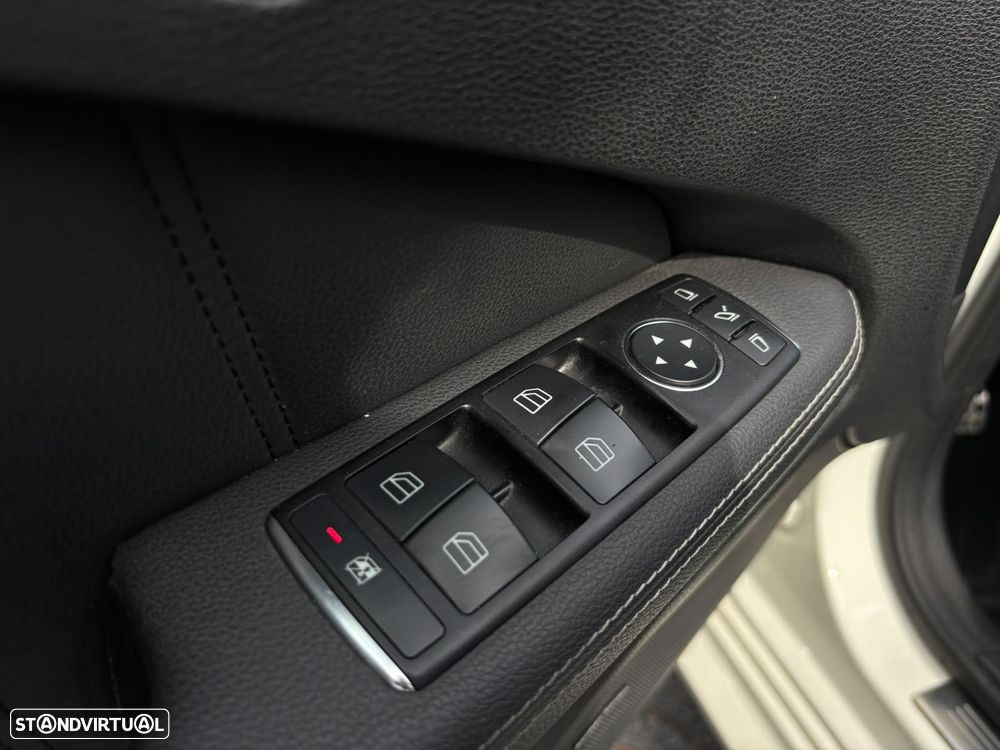 Mercedes-Benz E 250 CDI Avantgarde BE Auto. - 11