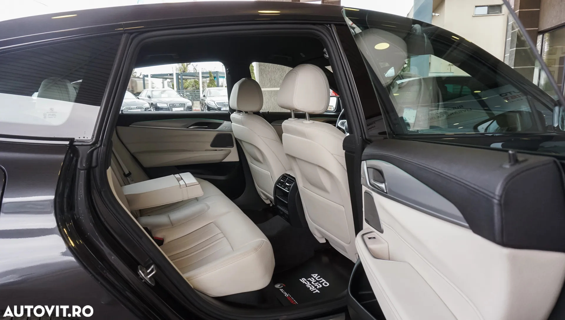 BMW Seria 6 630d xDrive Gran Turismo - 34
