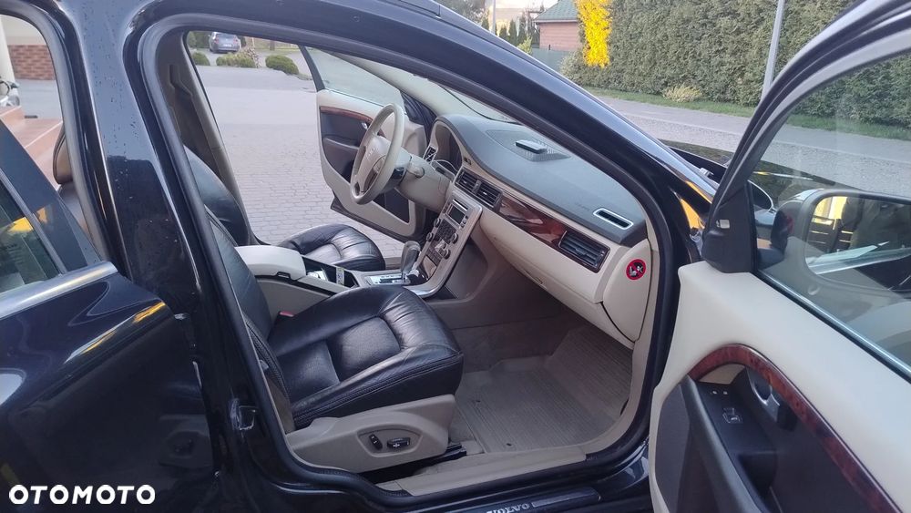 Volvo XC 70 - 13