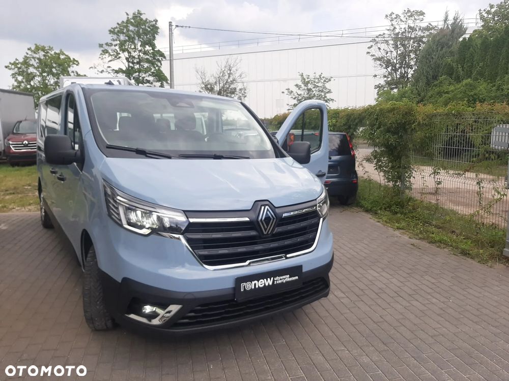 Renault Trafic 2.0 dCi - 17
