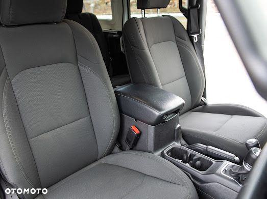 Jeep Wrangler - 16