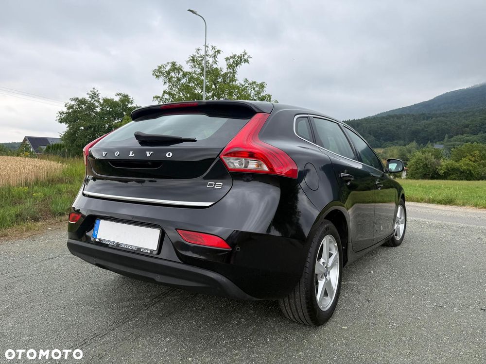 Volvo V40 D2 Momentum - 30