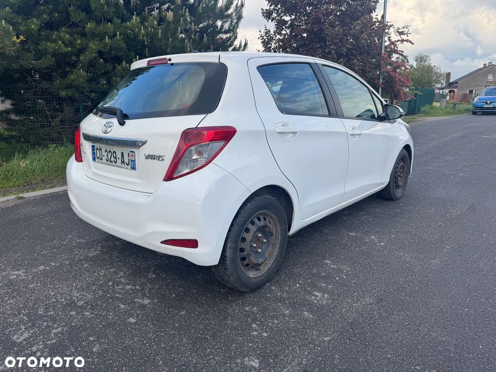 Toyota Yaris 1.4 D-4D Comfort - 4