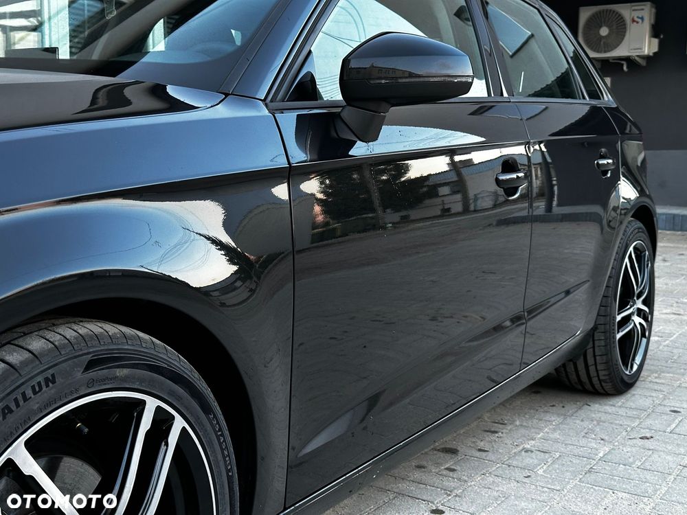 Audi A3 Sportback - 15