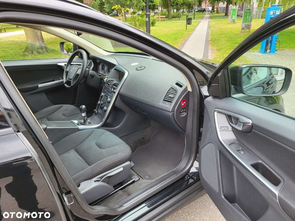 Volvo XC 60 - 25
