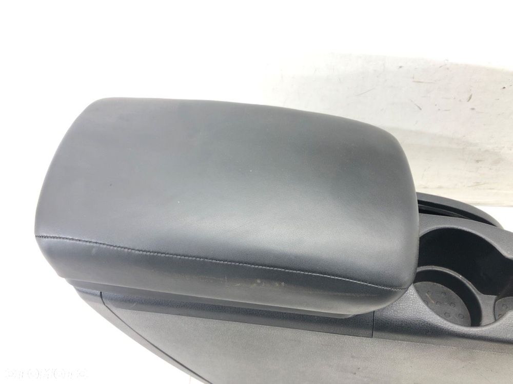 TUNEL ŚRODKOWY Z PODŁOKIETNIKIEM - 46.00 PLN - NISSAN QASHQAI / QASHQAI +2 I (J10, NJ10, JJ10E) - 2