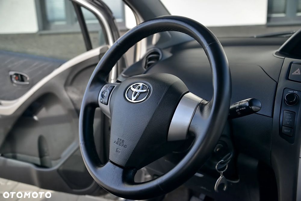 Toyota Yaris 1.4 D-4D - 31