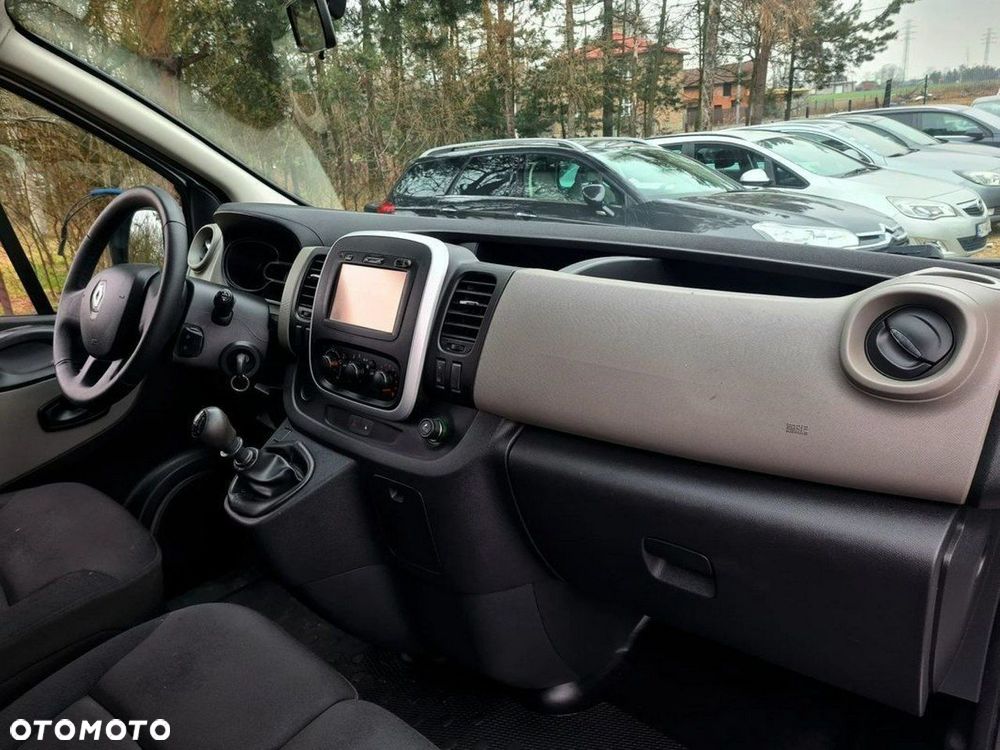 Renault Trafic - 18