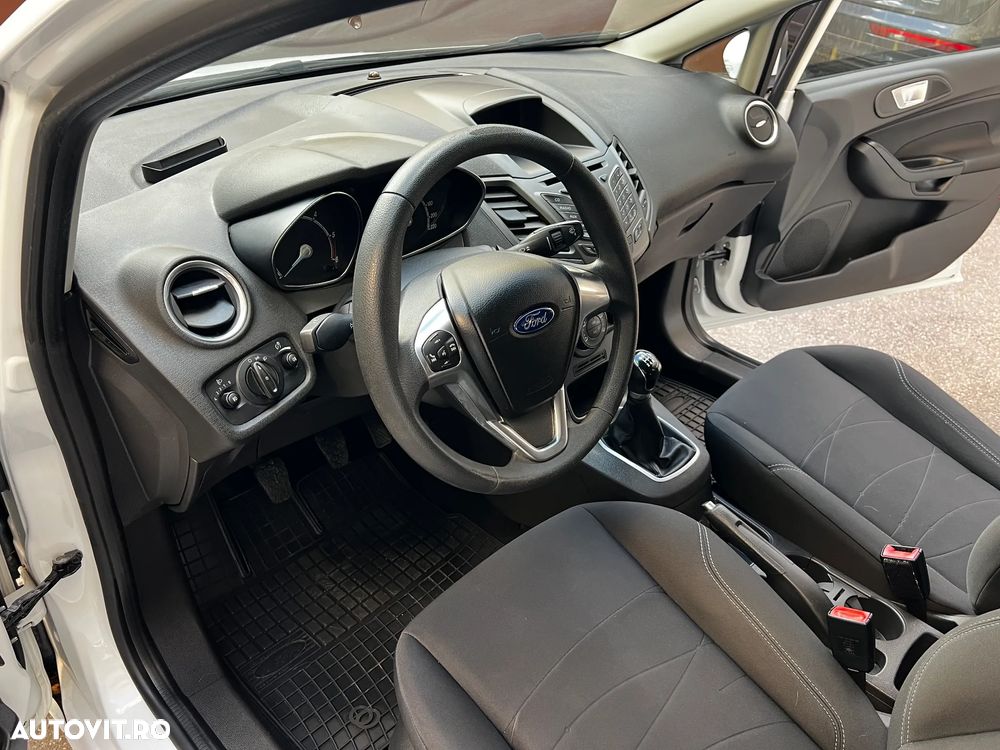 Ford Fiesta 1.5 TDCi Trend - 12
