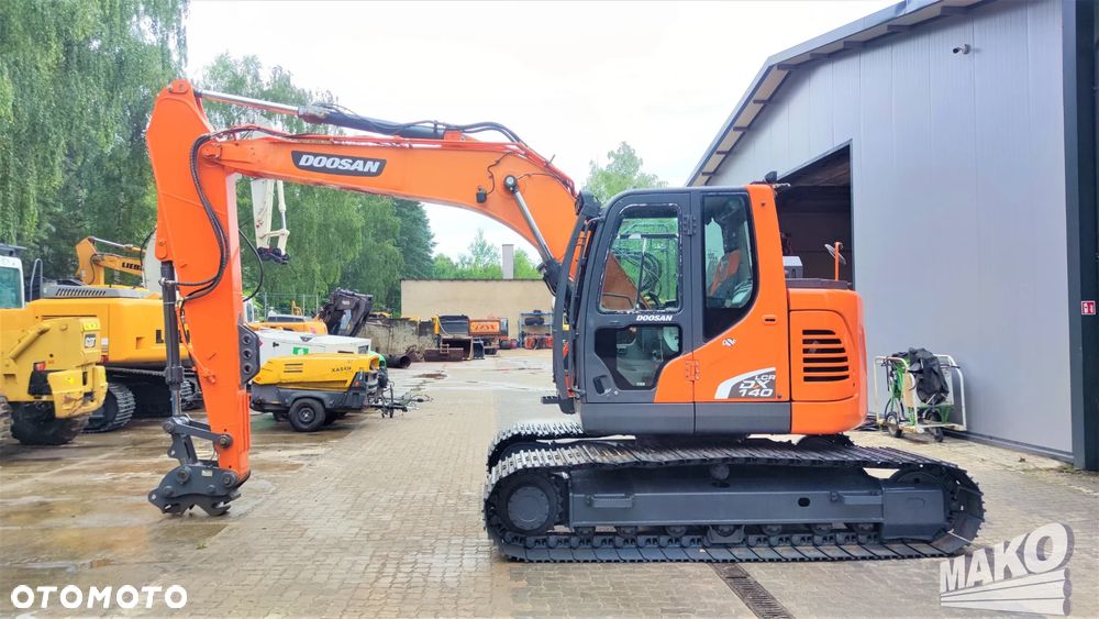 Doosan DX140LCR-5