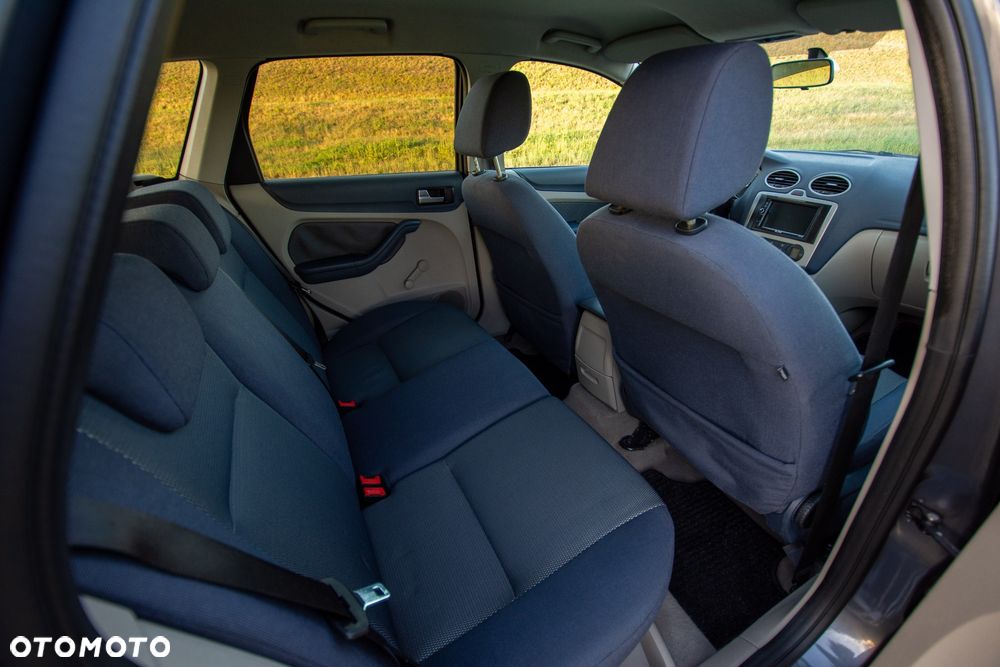 Ford Focus - 19