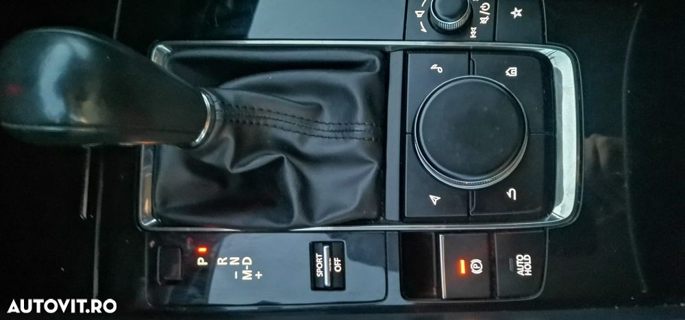 Mazda 3 e-Skyactiv X186 AT MHEV GT+ - 15