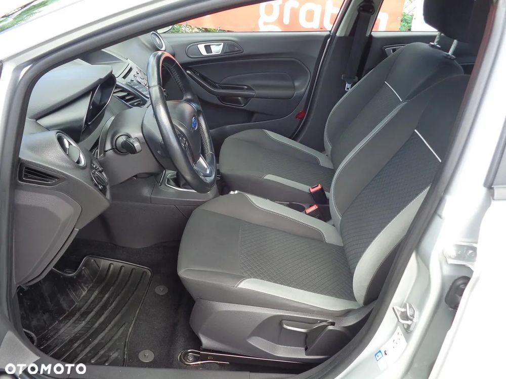 Ford Fiesta - 5