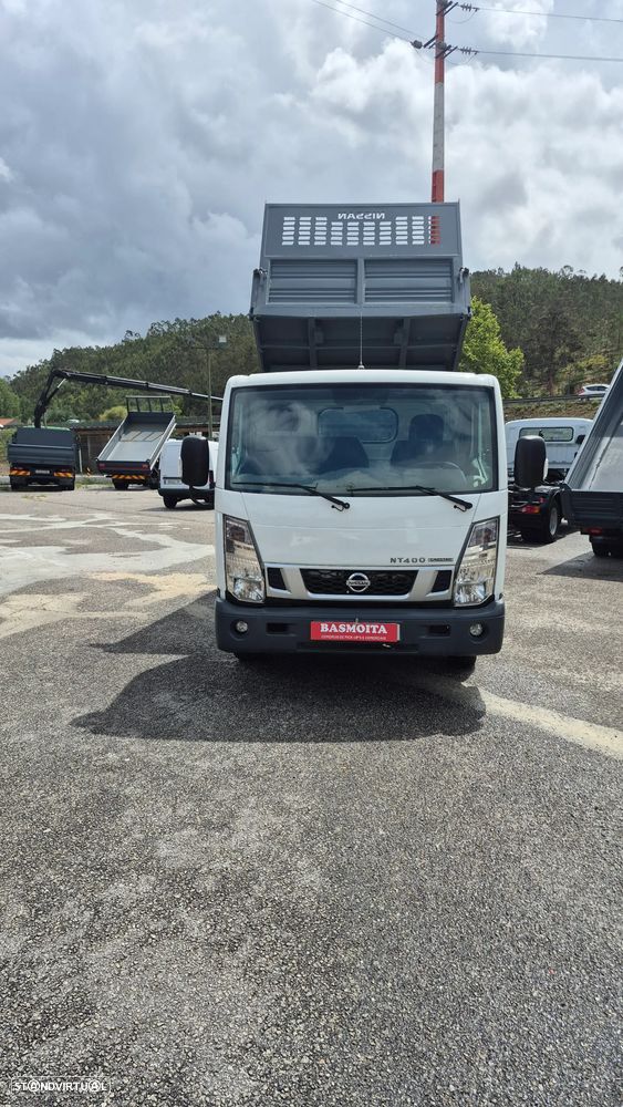 Nissan CABSTAR - 1