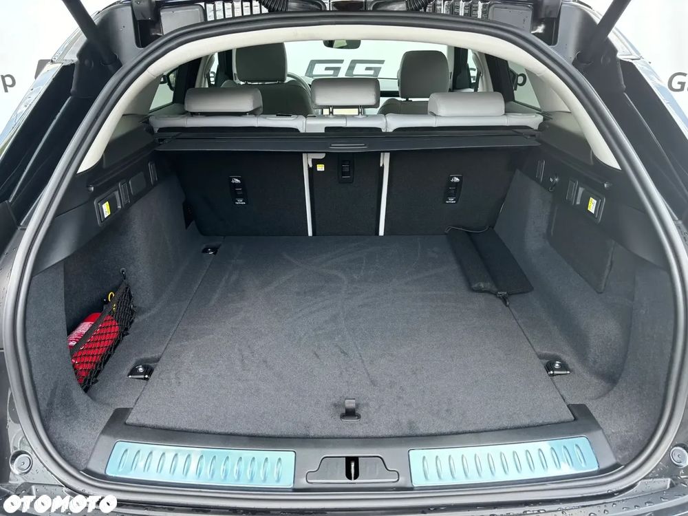 Land Rover Range Rover Velar 2.0 P250 Dynamic SE - 12
