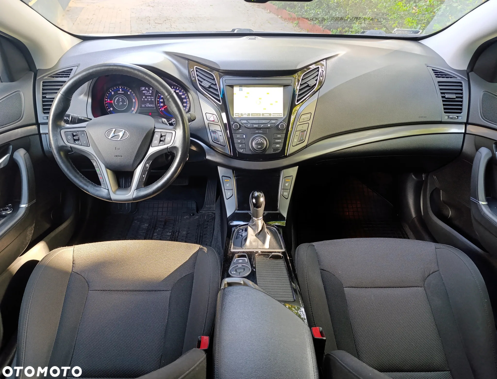 Hyundai i40 1.7 CRDi BlueDrive Comfort DCT - 18