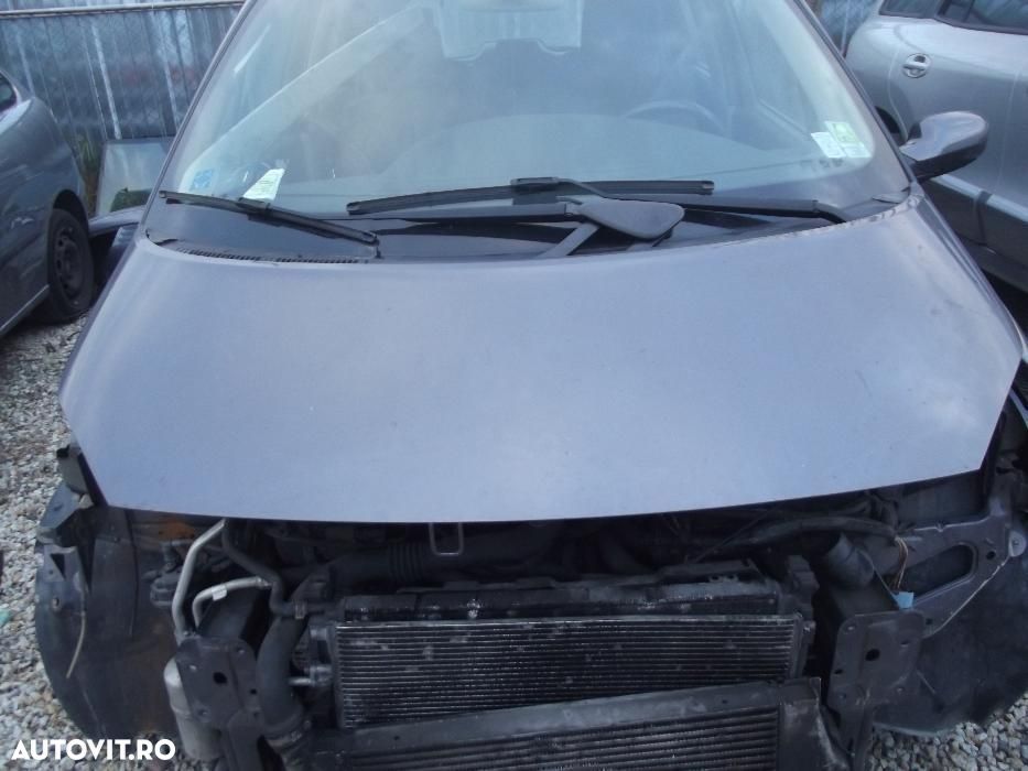 Capota Renault Scenic 2 dezmembrez Scenic 2 1.9dci 6+1 viteze - 1