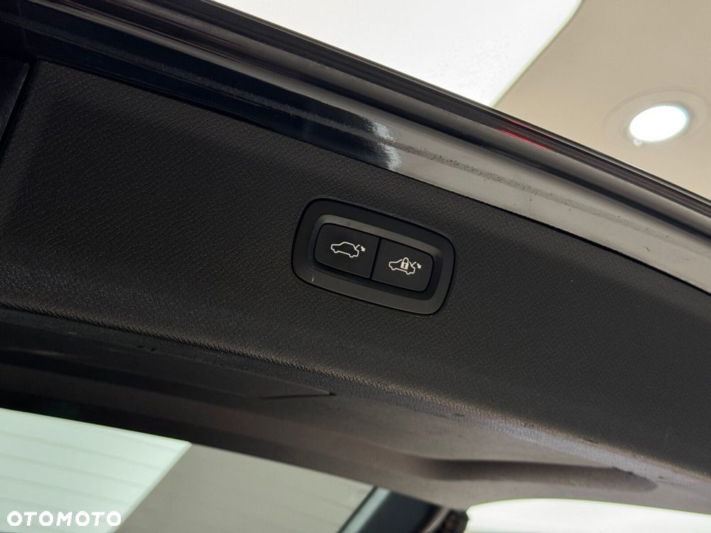 Volvo XC 90 D5 AWD Inscription - 19