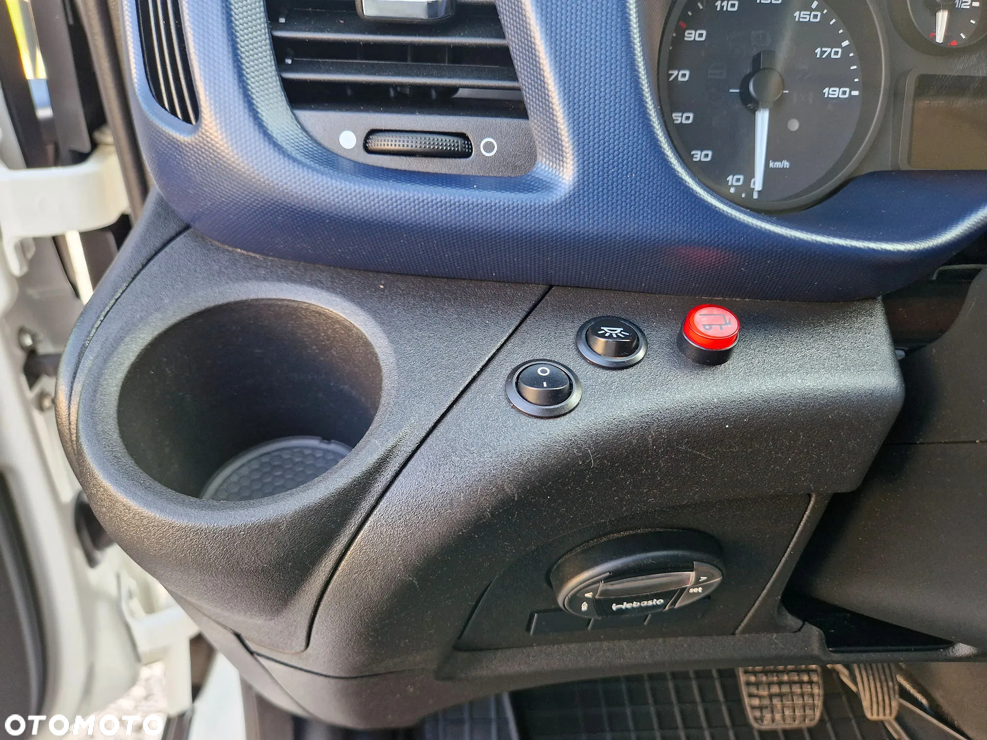 Iveco DAILY - 23