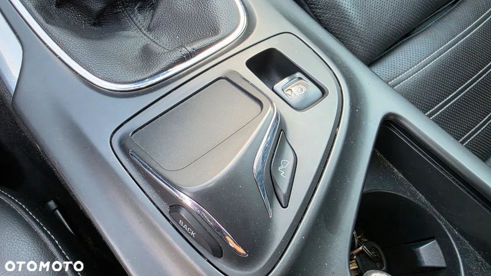 Opel Insignia - 18
