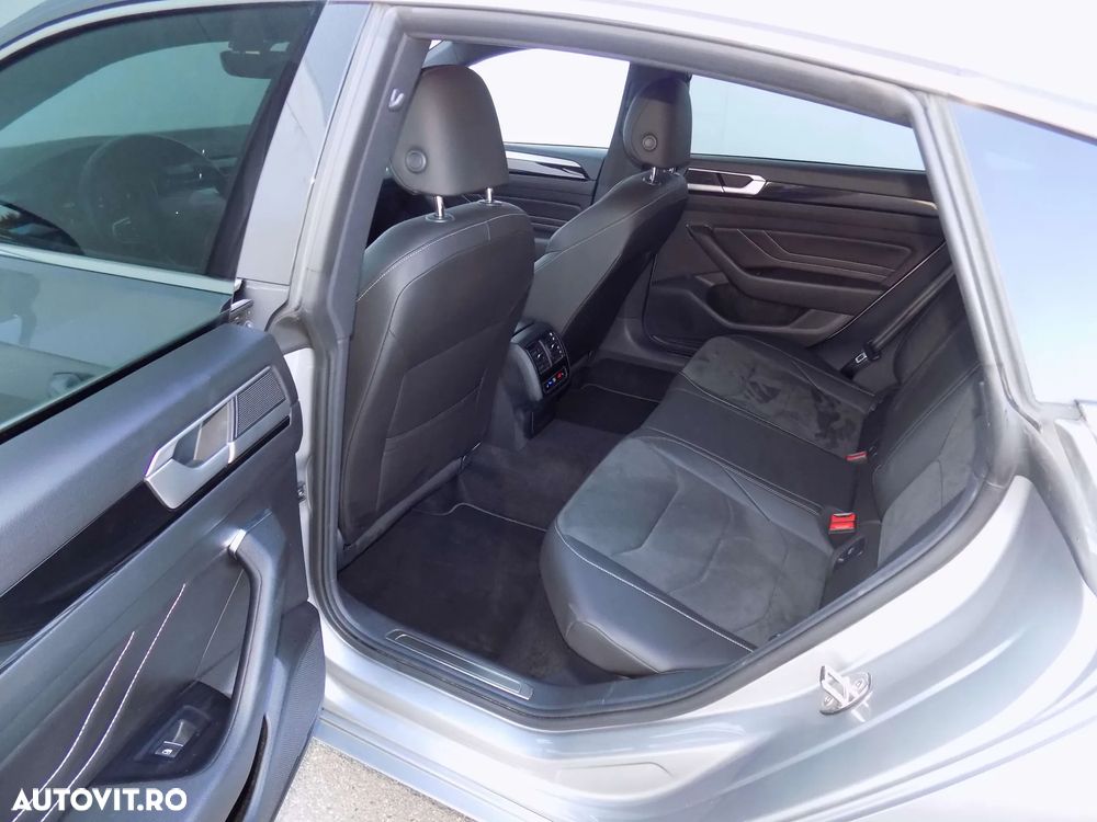 Volkswagen ARTEON 2.0 TDI SCR DSG R-Line - 24