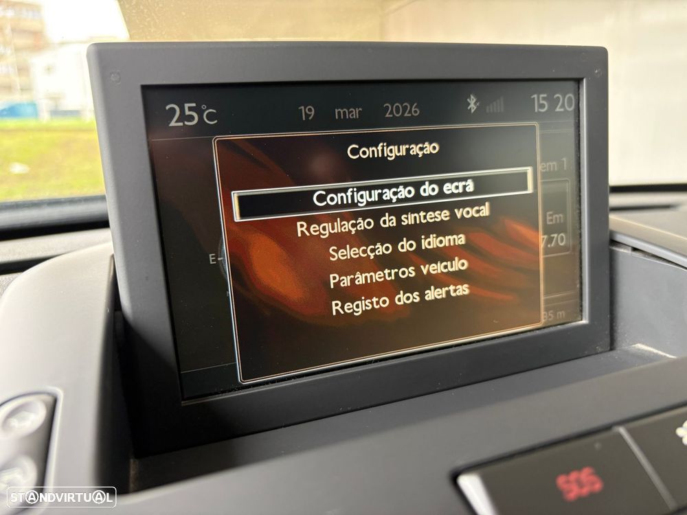 Peugeot 3008 1.6 HDi Allure - 26