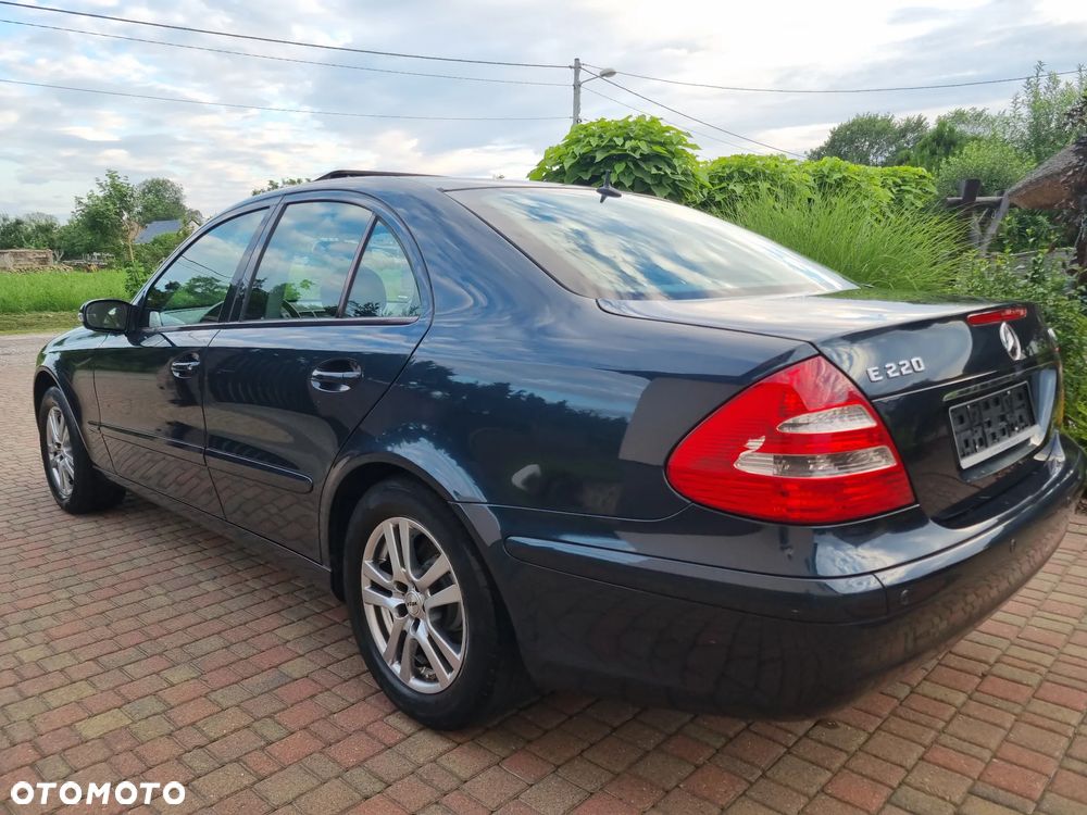 Mercedes-Benz Klasa E 220 CDI Classic DPF - 7