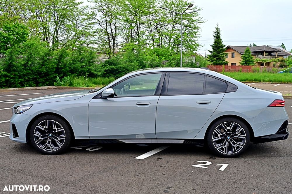 BMW Seria 5 520d AT MHEV - 14