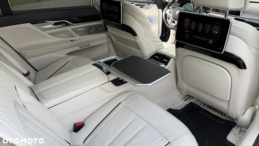 BMW Seria 7 750Li xDrive Edition Exclusive - 13