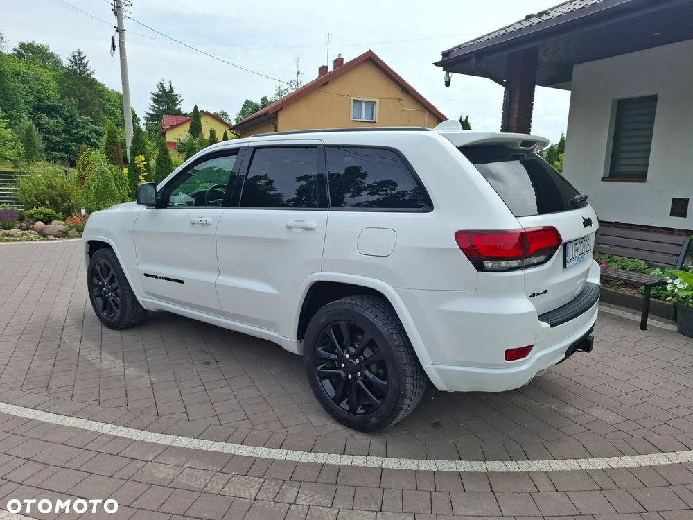 Jeep Grand Cherokee - 5