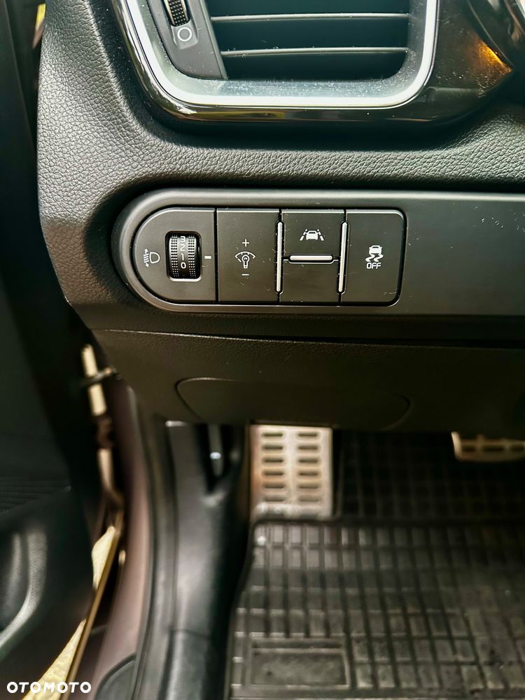 Kia Ceed 1.4 T-GDI L Business Line DCT - 30