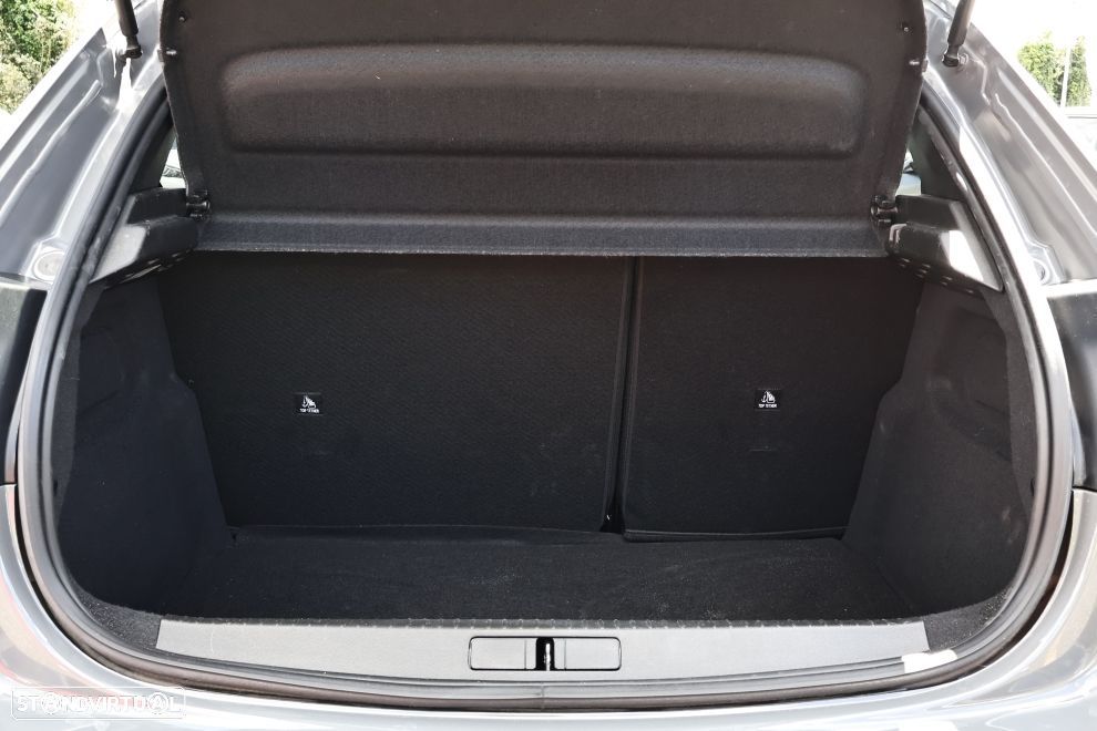 Peugeot 208 1.2 PureTech Allure - 17