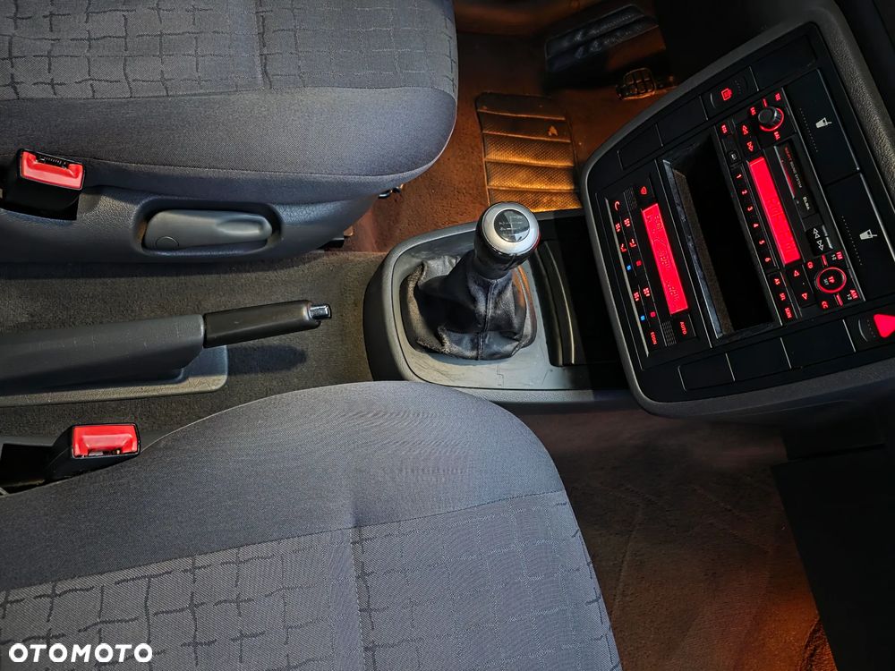 Seat Alhambra 1.9 TDI Kids - 36