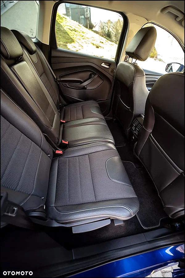 Ford Kuga - 35