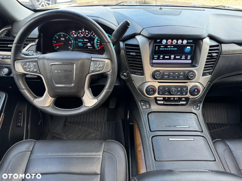 GMC Yukon - 16