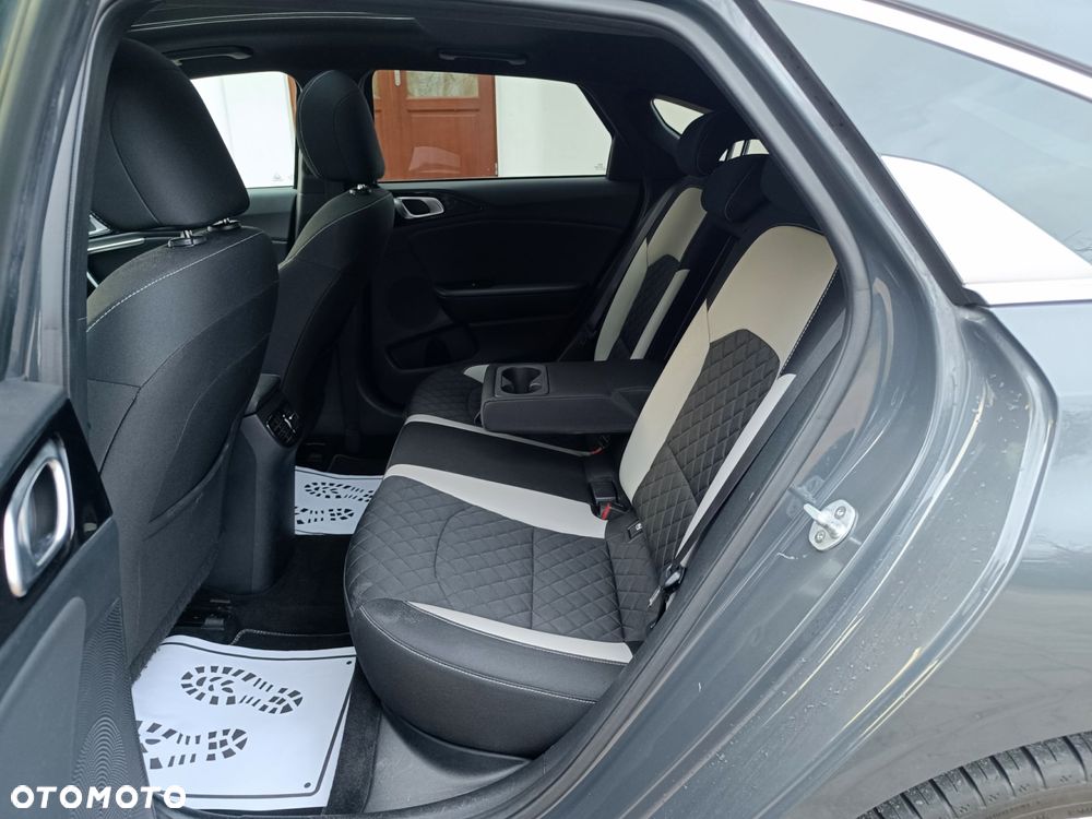 Kia ProCeed 1.6 CRDi GT Line - 34