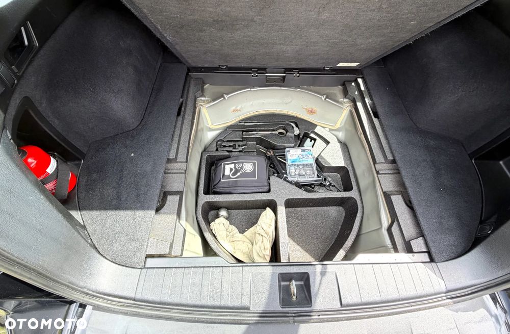 Subaru Outback 2.0 D Comfort - 25