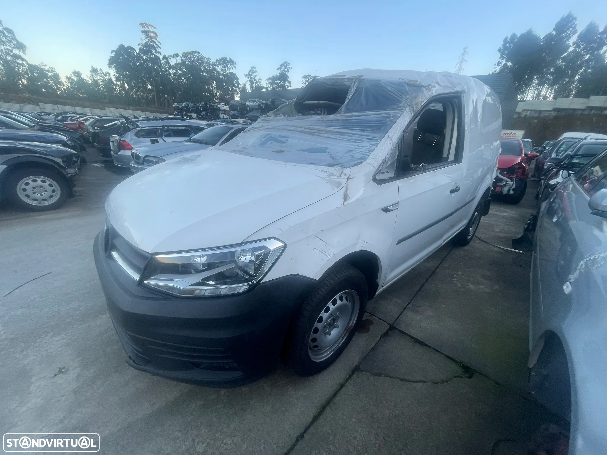 VW CADY 2.0 TDI 4 MOTION DE 2019 PARA PEÇAS - 2