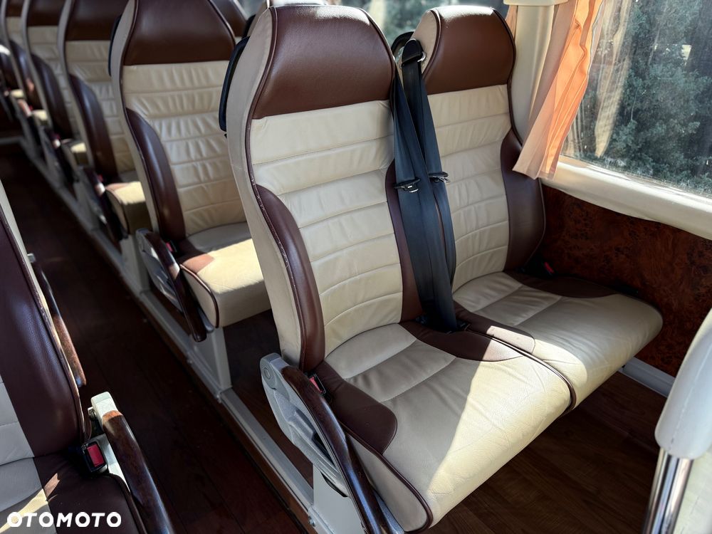 Mercedes-Benz SUNRIDER - 19